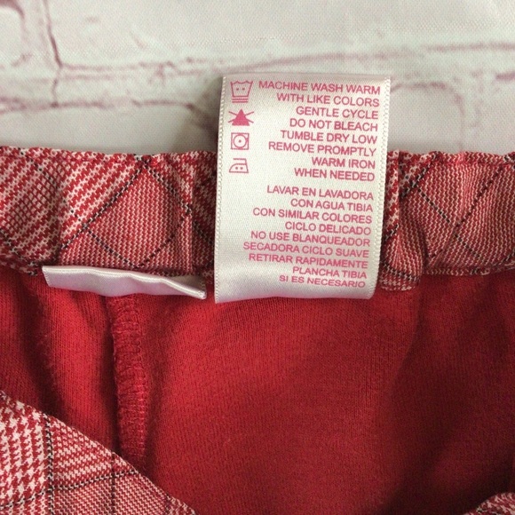 Girl Connection Red Plaid Skirt with Attached Shorts - Size 4 - Picture 4 of 5